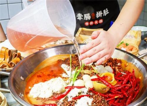 “星空真人集团官网”三联汽修学子“技工节”大显身手 高级汽修技工紧俏